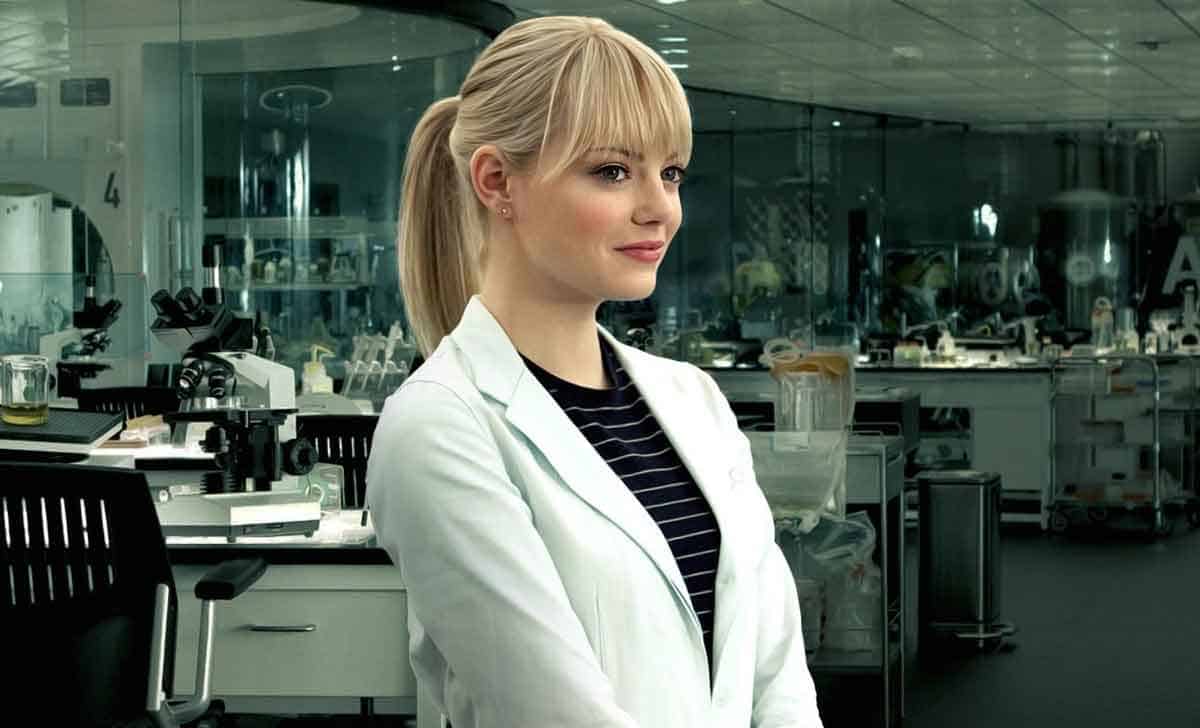 Emma Stone es Gwen Stacy en The Amazing Spider-man