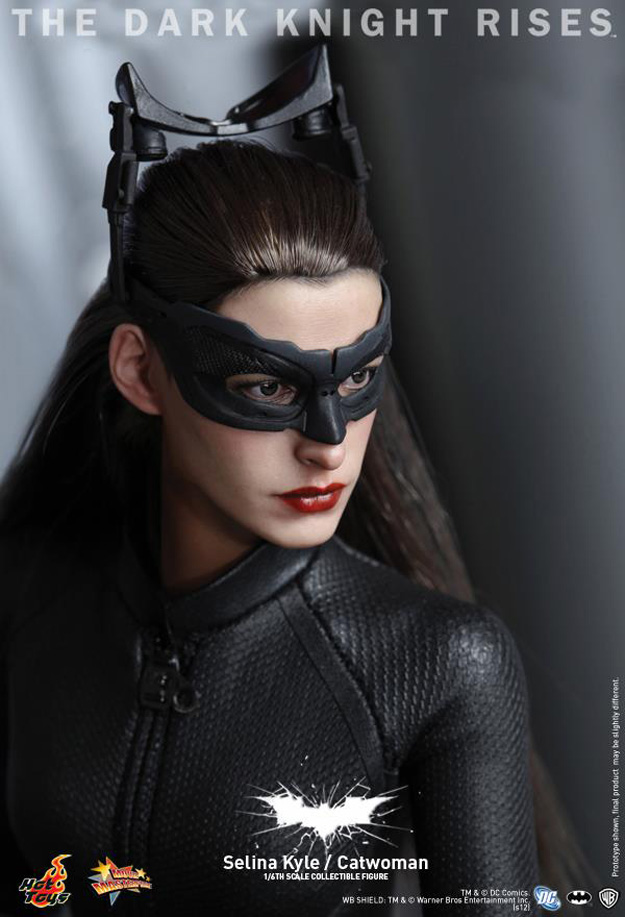 catwoman el caballero oscuro: la leyenda renace