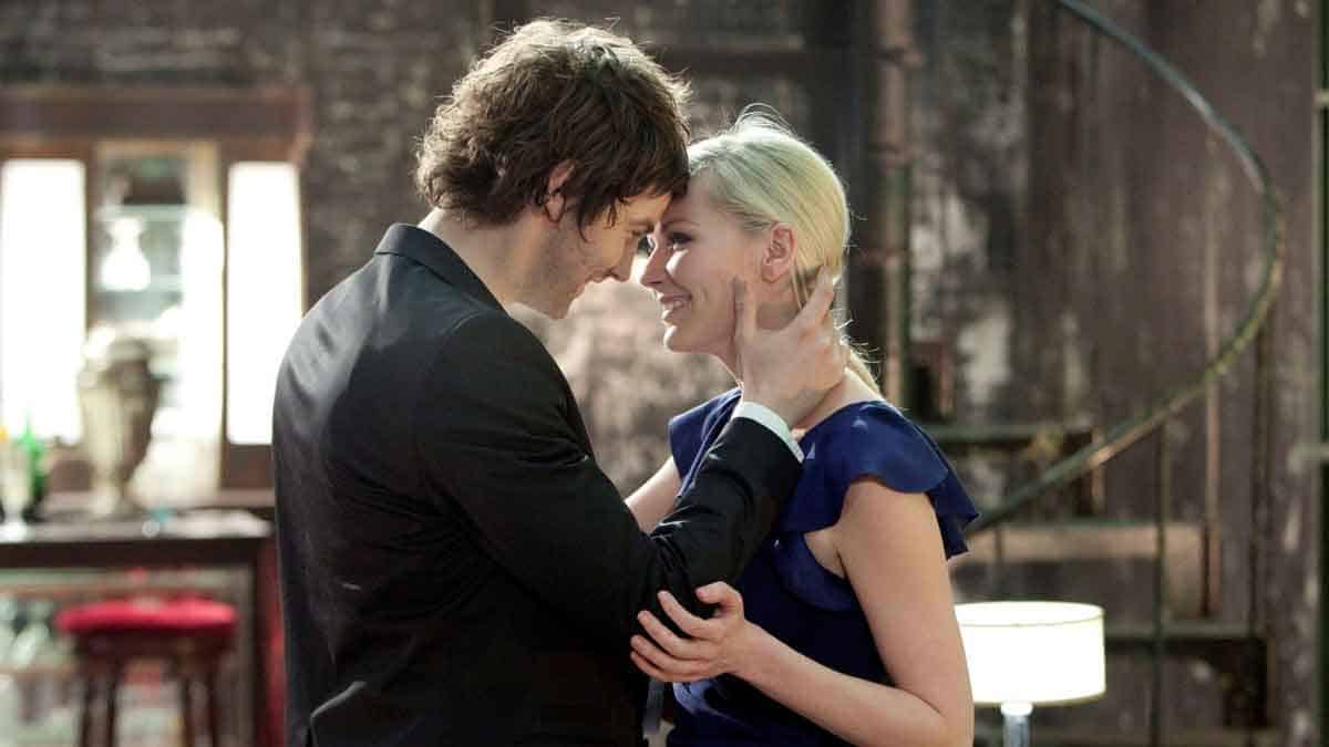 un amor entre dos mundos