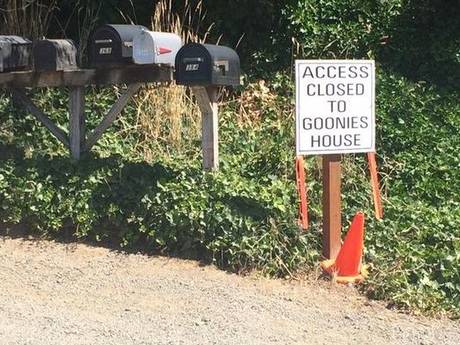 los goonies (casa cerrada)