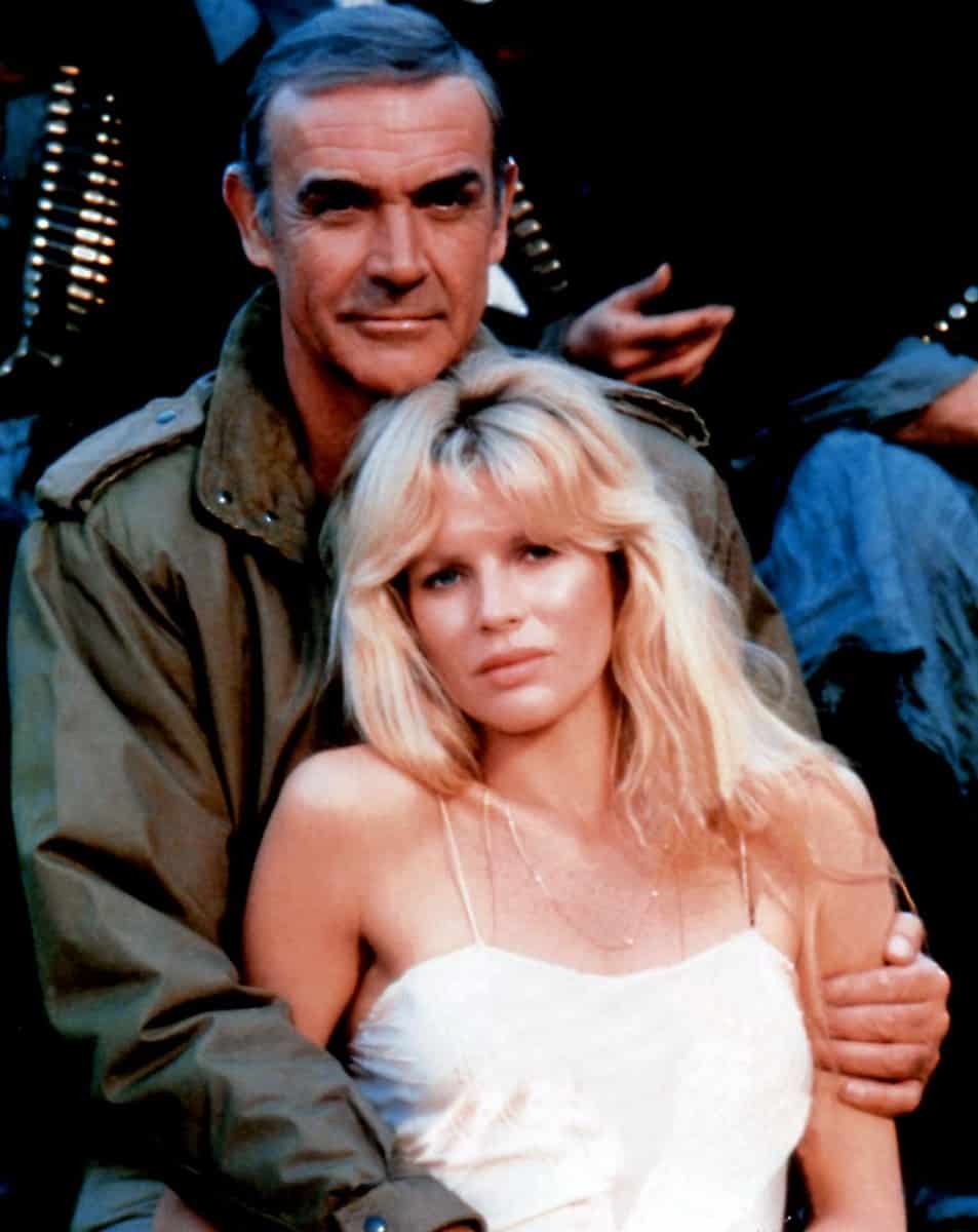 kim basinger sean connery nunca digas nunca jamás