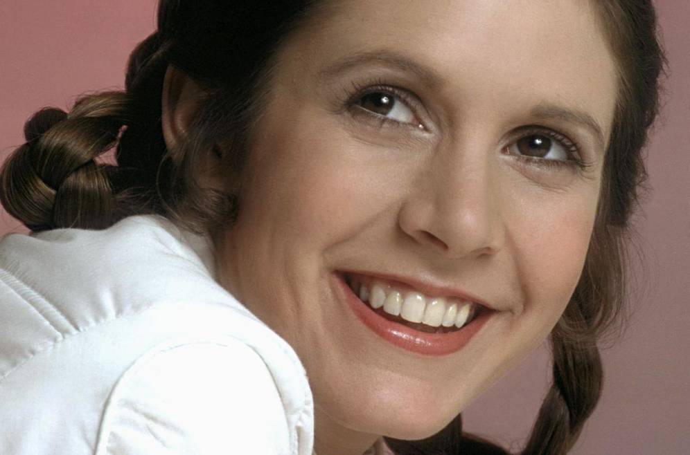 carrie fisher muerte da dinero a disney