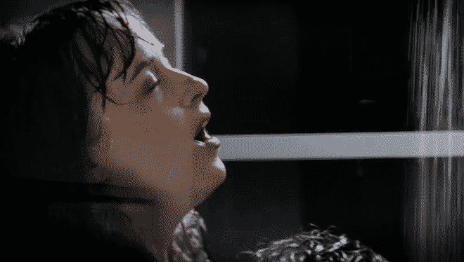 dakota johnson en cincuenta sombras más oscuras