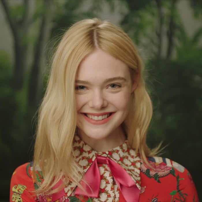 elle fanning - batgirl