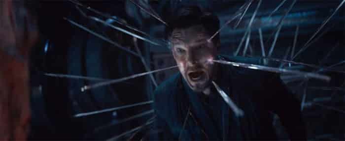 doctor strange es torturado en el tráiler de vengadores: infinity war