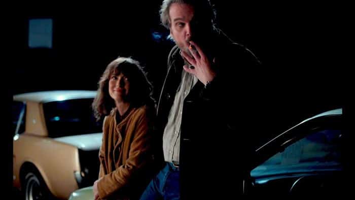 joyce y hopper en stranger things 3