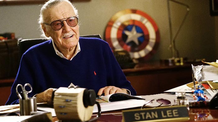 stan lee, en serios problemas para sobrevivir a lo que está sufriendo