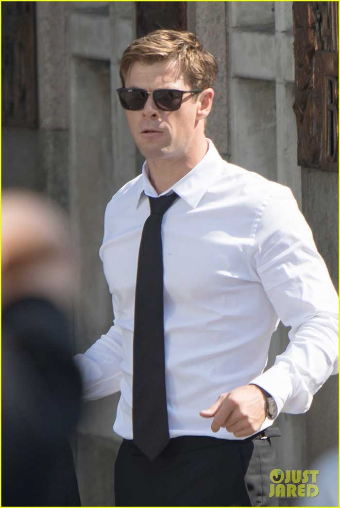 chris hemsworth men in black