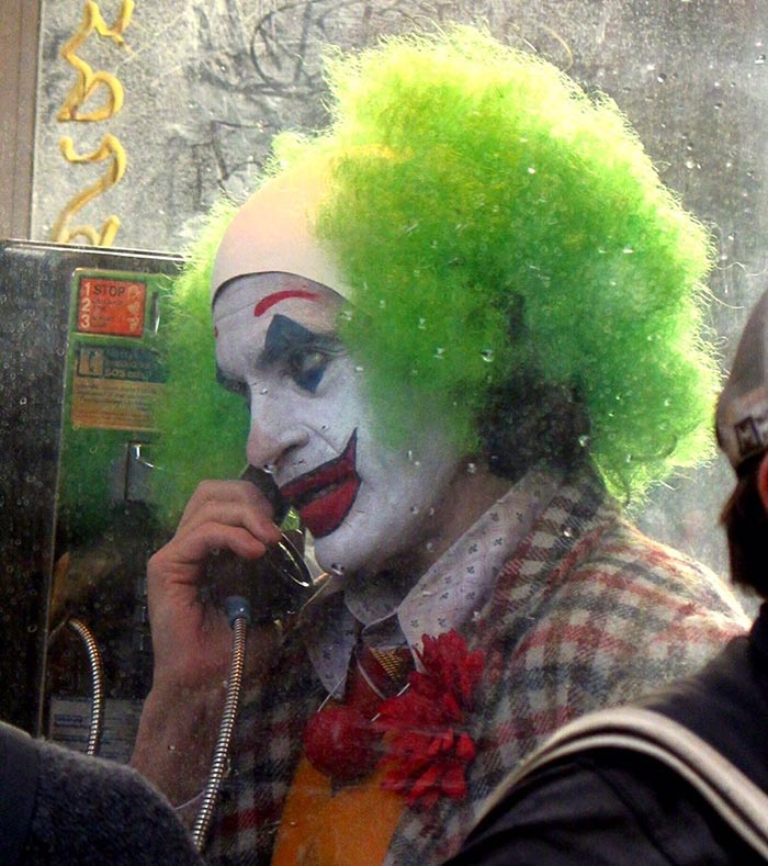 joaquin phoenix como arthur fleck en joker (2019)