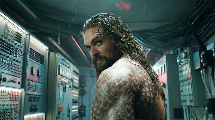 primeras críticas de aquaman: gusta pero no entusiasma