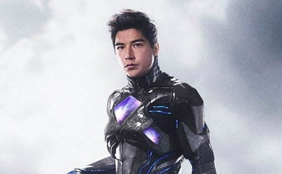 fan art de ludi lin como shang-chi