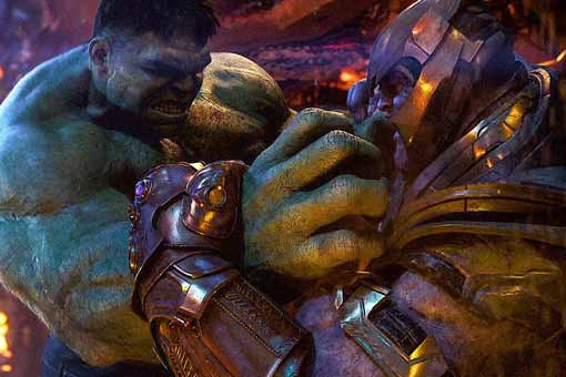 hulk vs thanos en vengadores: infinity war
