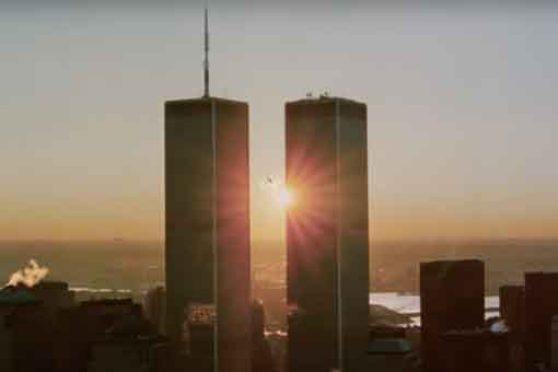 el tráiler original en 4k de spider-man (2002) con las torres gemelas