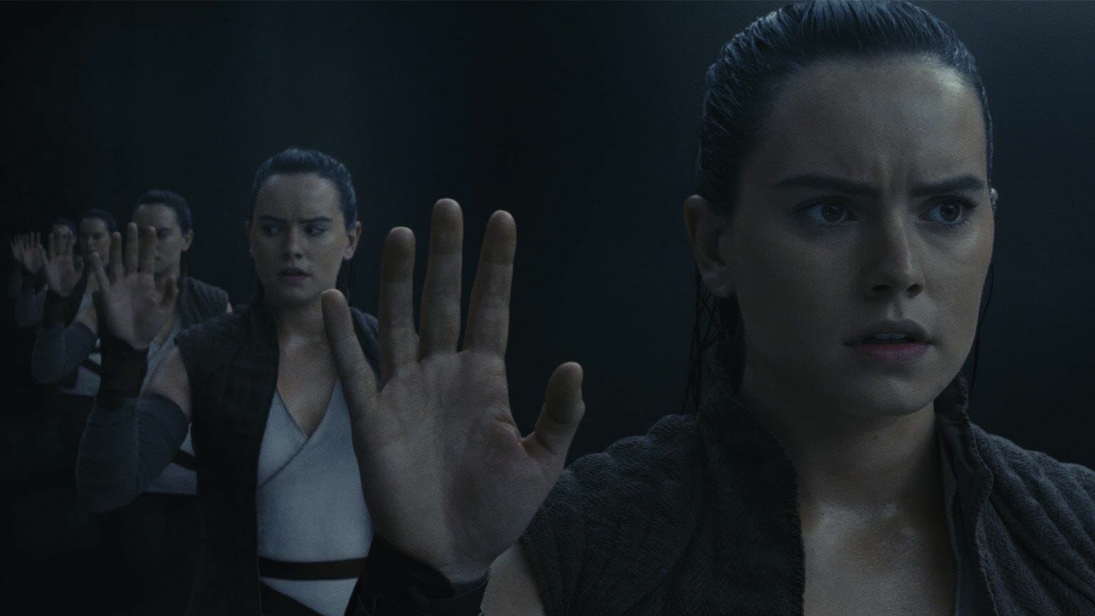 la escena padres de rey los últimos jedi explicaría que ella es una clon en star wars: 9