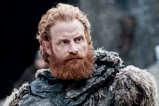 kristofer hivju demuestra que es un auténtico vikingo después de juego de tronos
