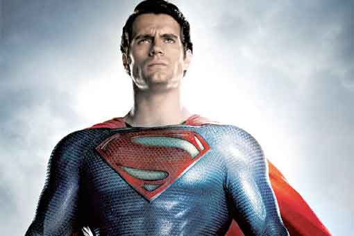 henry cavill estaba demasiado "gordo" para interpretar a james bond