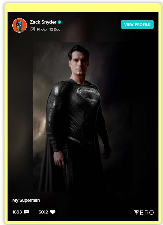 liga de la justicia: henry cavill como superman con el traje negro