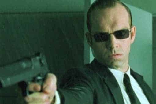 matrix 4: hugo weaving explica por qué no será el agente smith