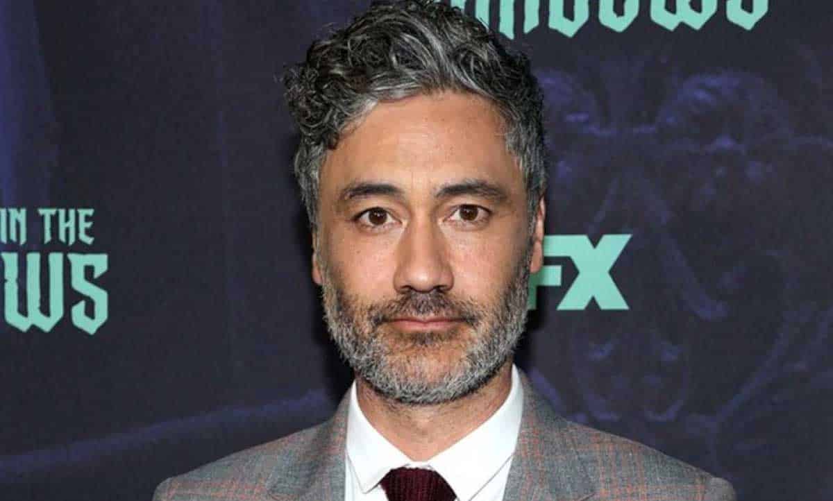 taika waititi reveló que marvel hace muchos cambios en sus cintas