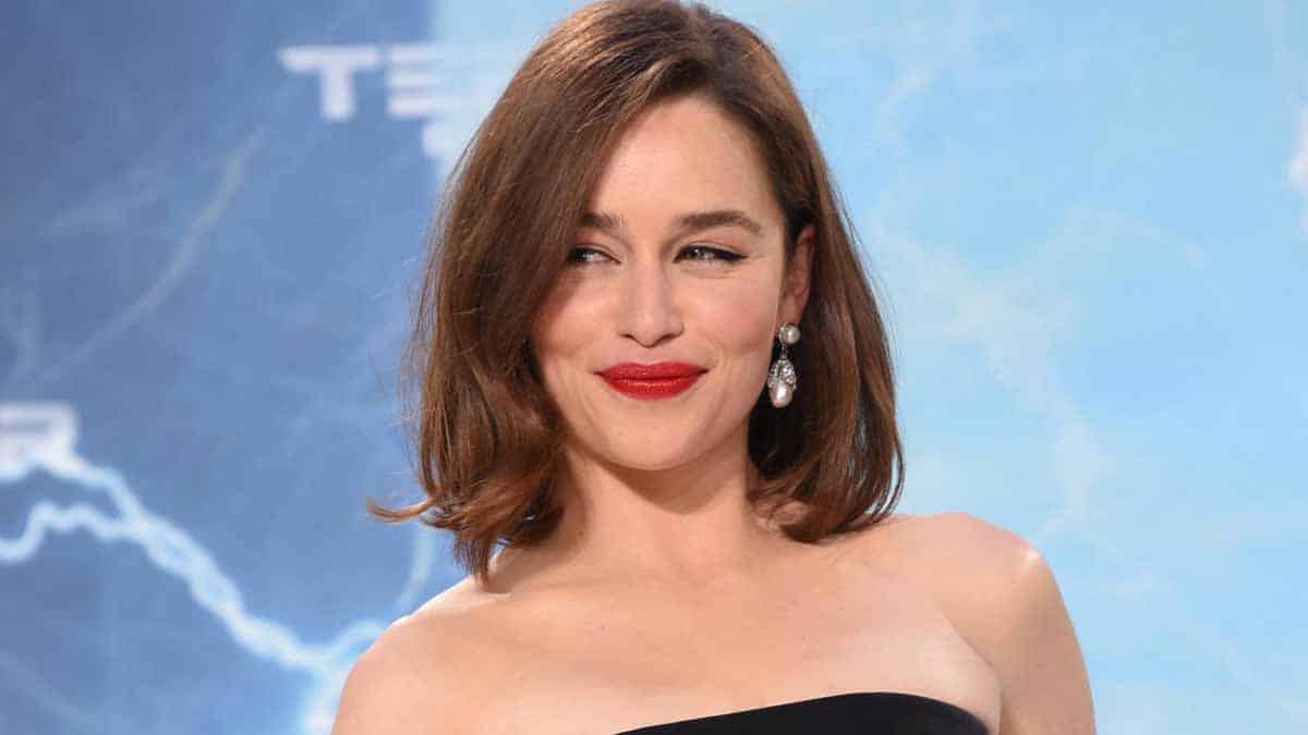 juego de tronos: emilia clarke no está contenta con el final de jon snow