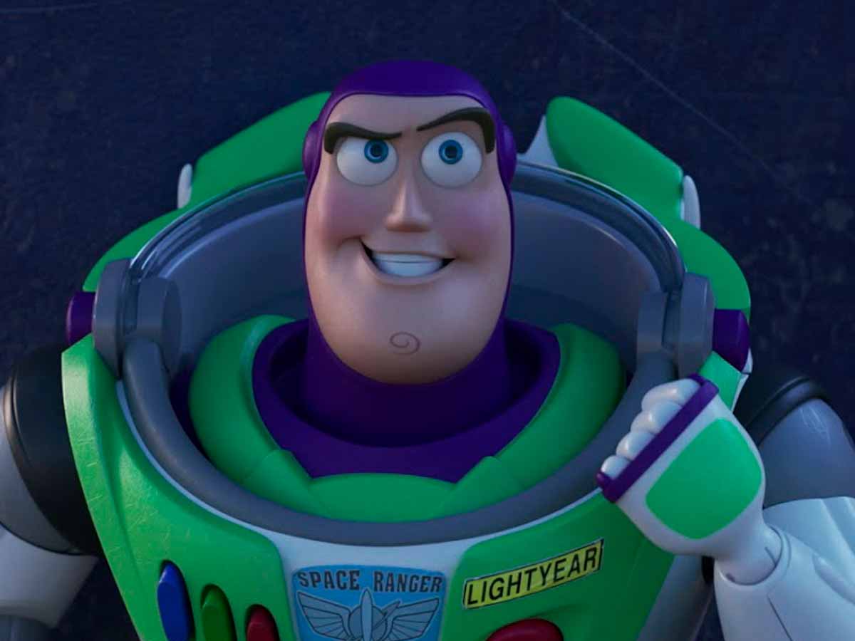 25 años de toy story: revelados los primeros diseños de buzz lightyear