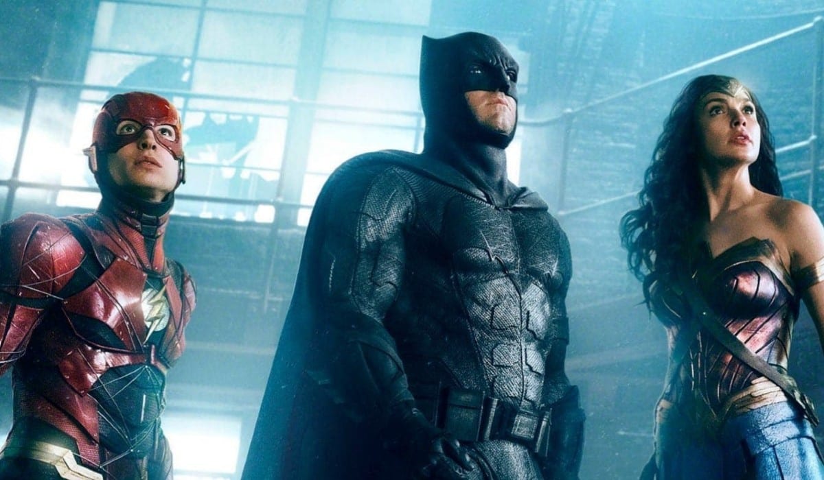 liga de la justicia: los fans aseguran haber visto una joker en el trailer