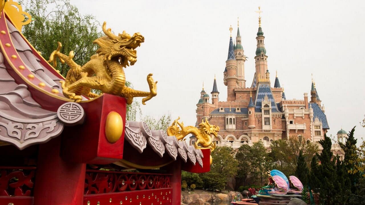 shanghai disneyland