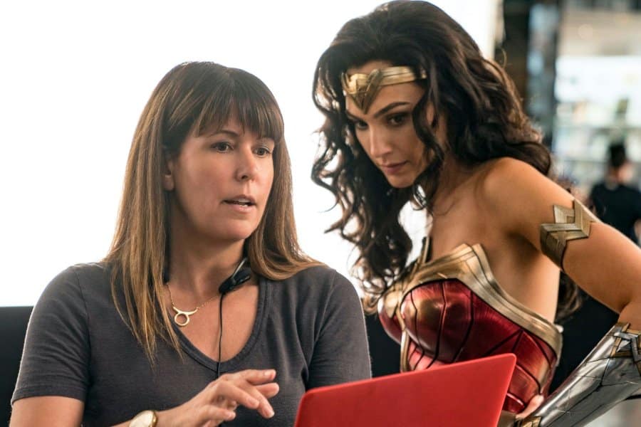 patty jenkins no quería estrenar wonder woman 1984 en streaming