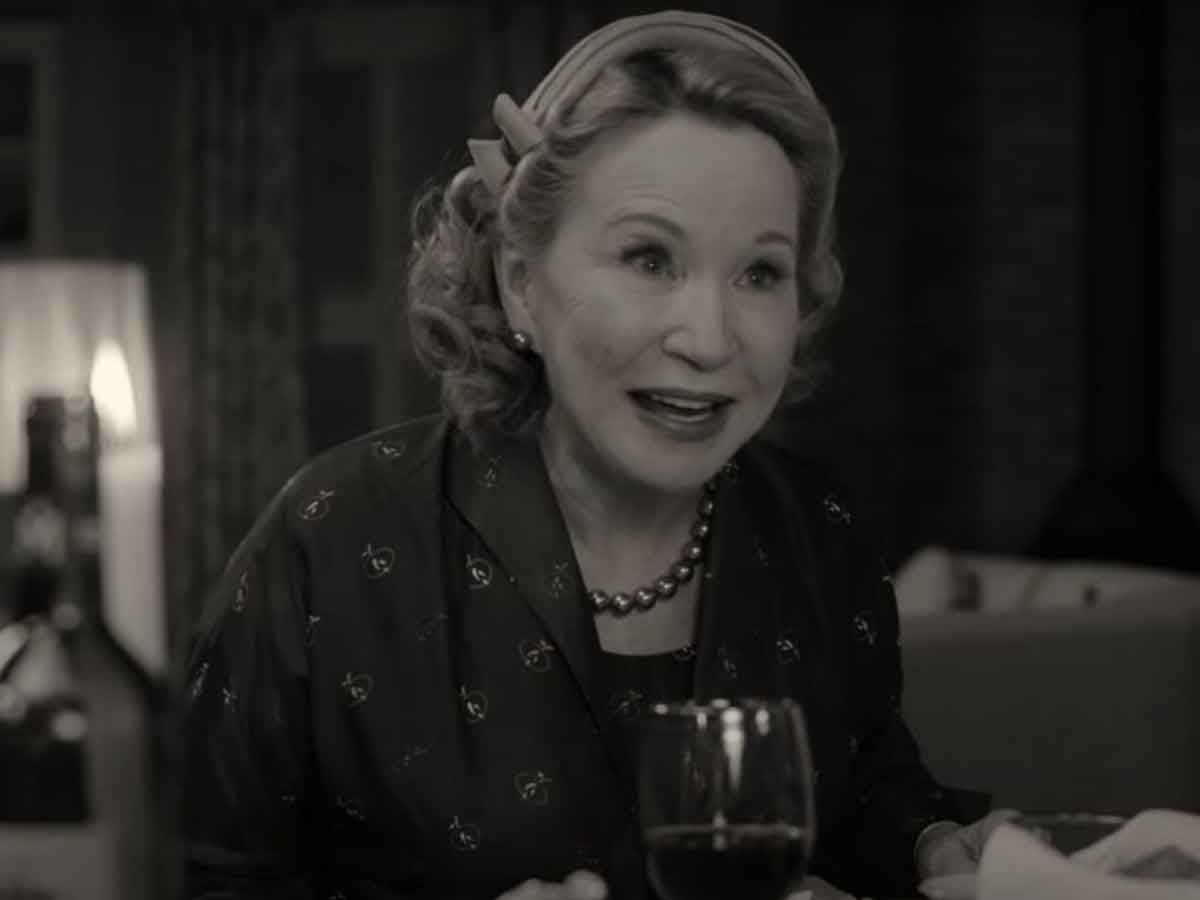 así reaccionó debra jo rupp cuando fichó por marvel studios