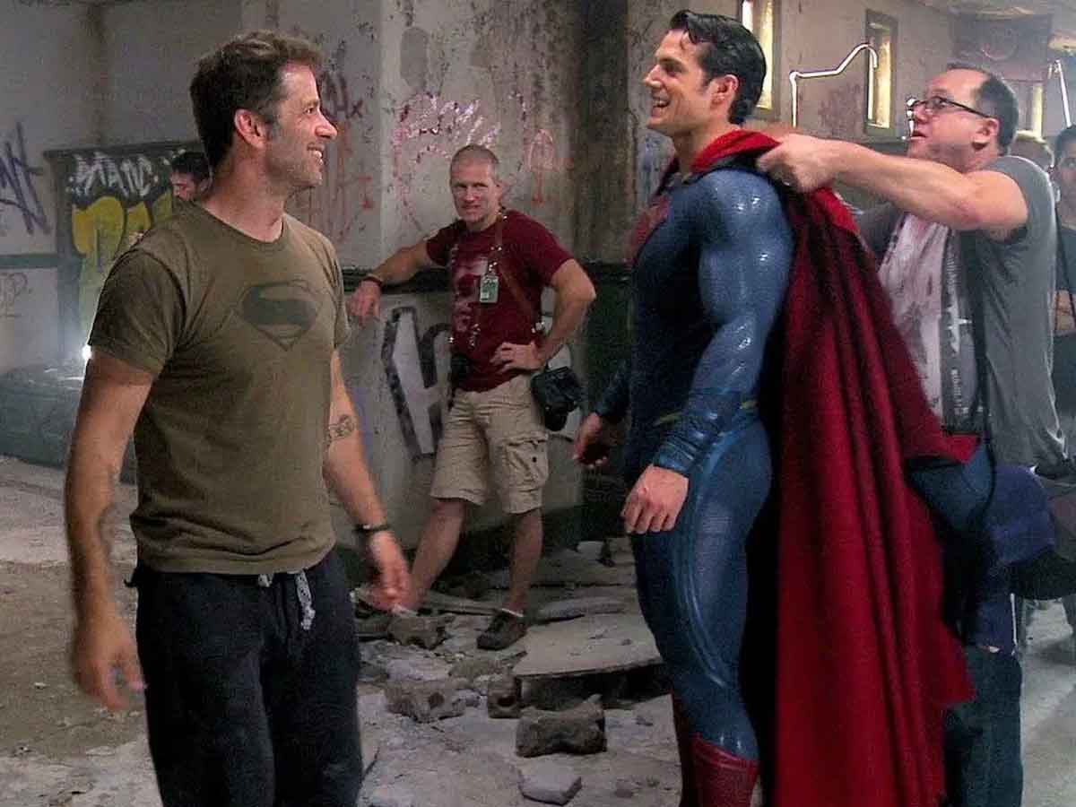 henry cavill felicita a zack snyder por la liga de la justicia