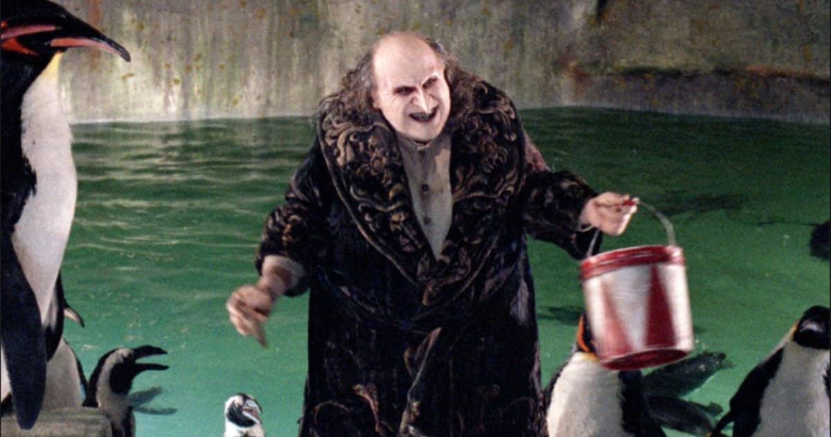 el regreso de danny devito a batman sería el villano perfecto para dc