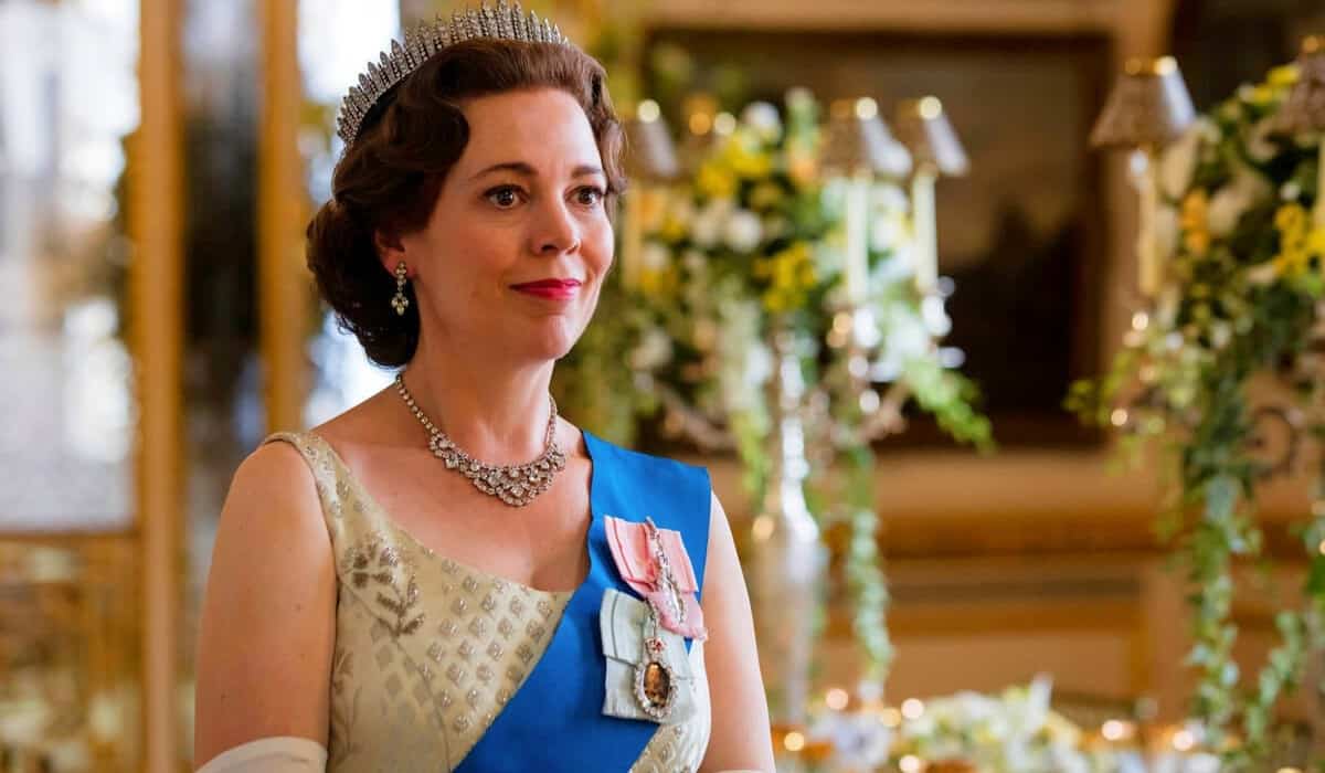 the crown: este fue el mayor reto de la serie, según el creador