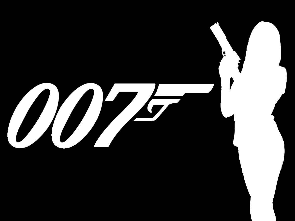 james bond femenino daniel craig