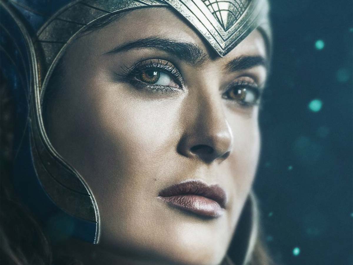 salma ayek en los eternos