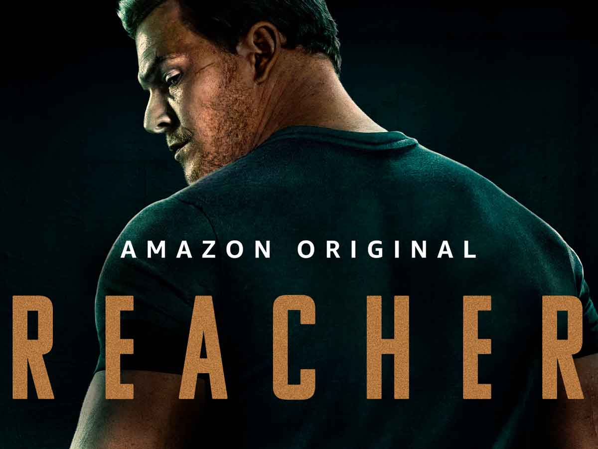 alan ritchson en reacher