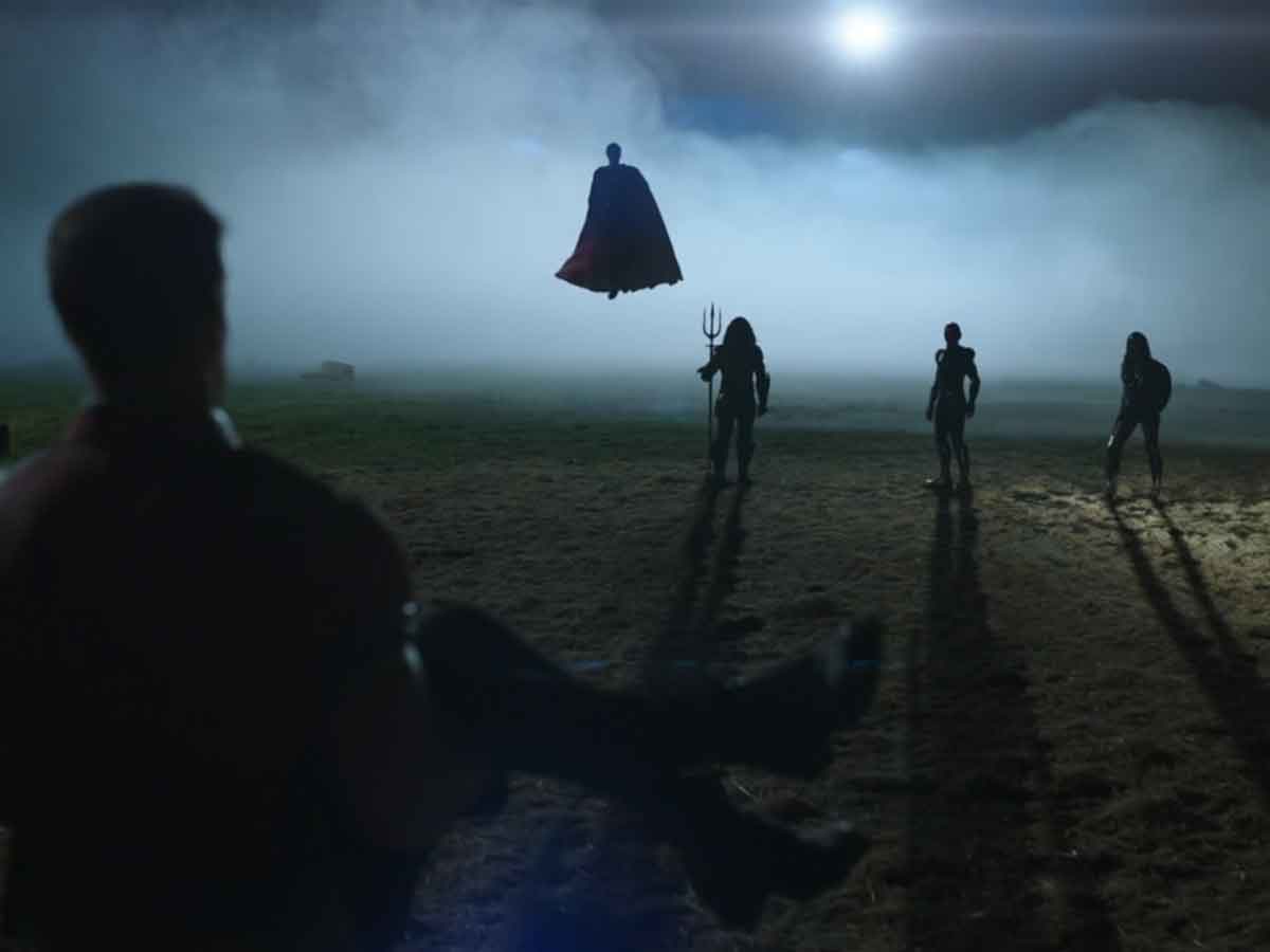 peacemaker liga de la justicia