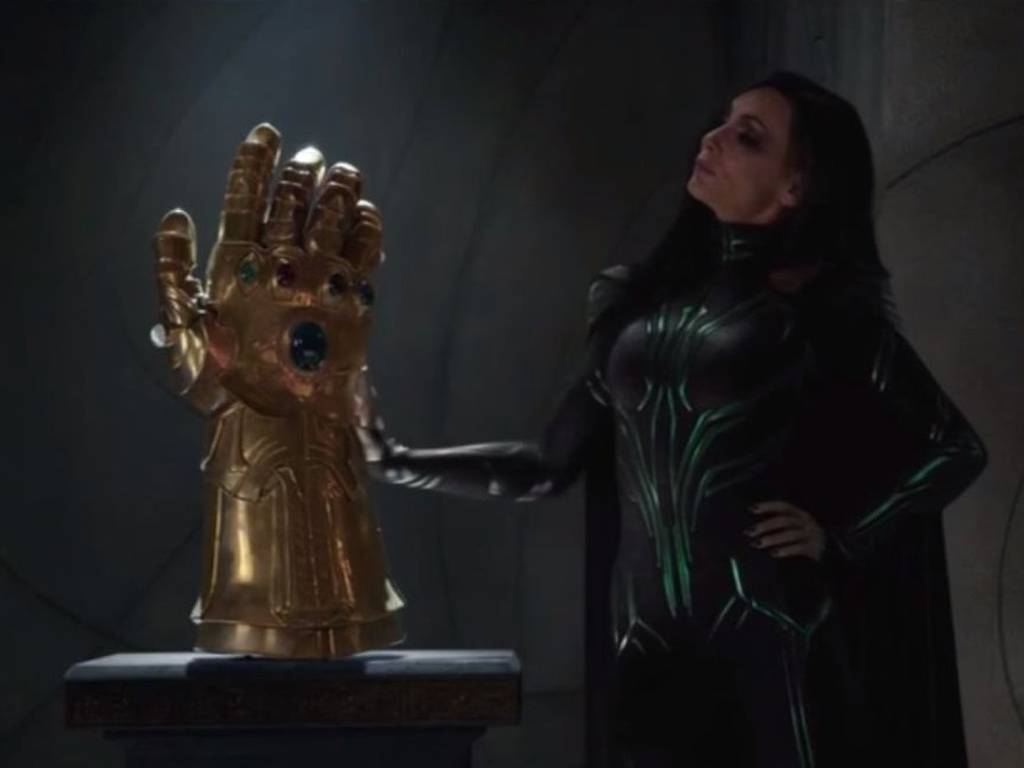 replica guantelete de thanos
