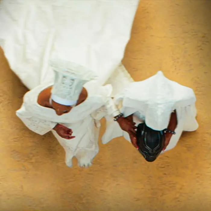 el casco de t'challa en el tráiler de black panther 2