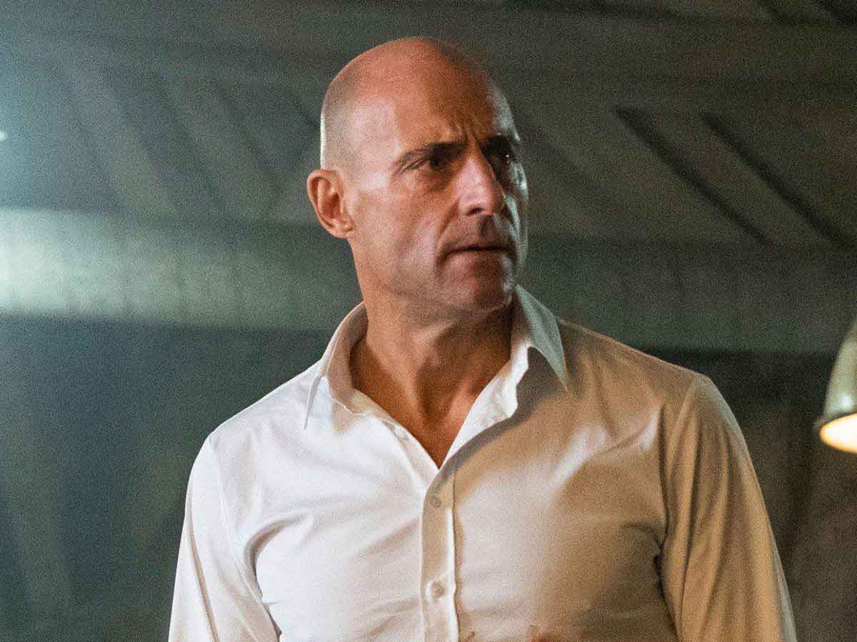 mark strong ficha por dune: the sisterhood