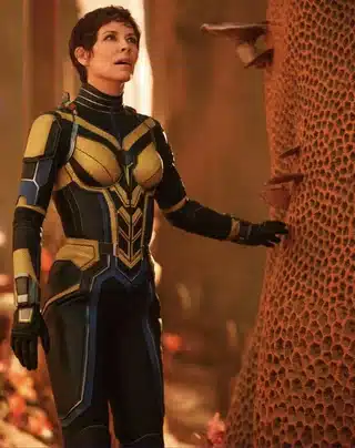 evangeline lilly como l avispa en ant-man 3