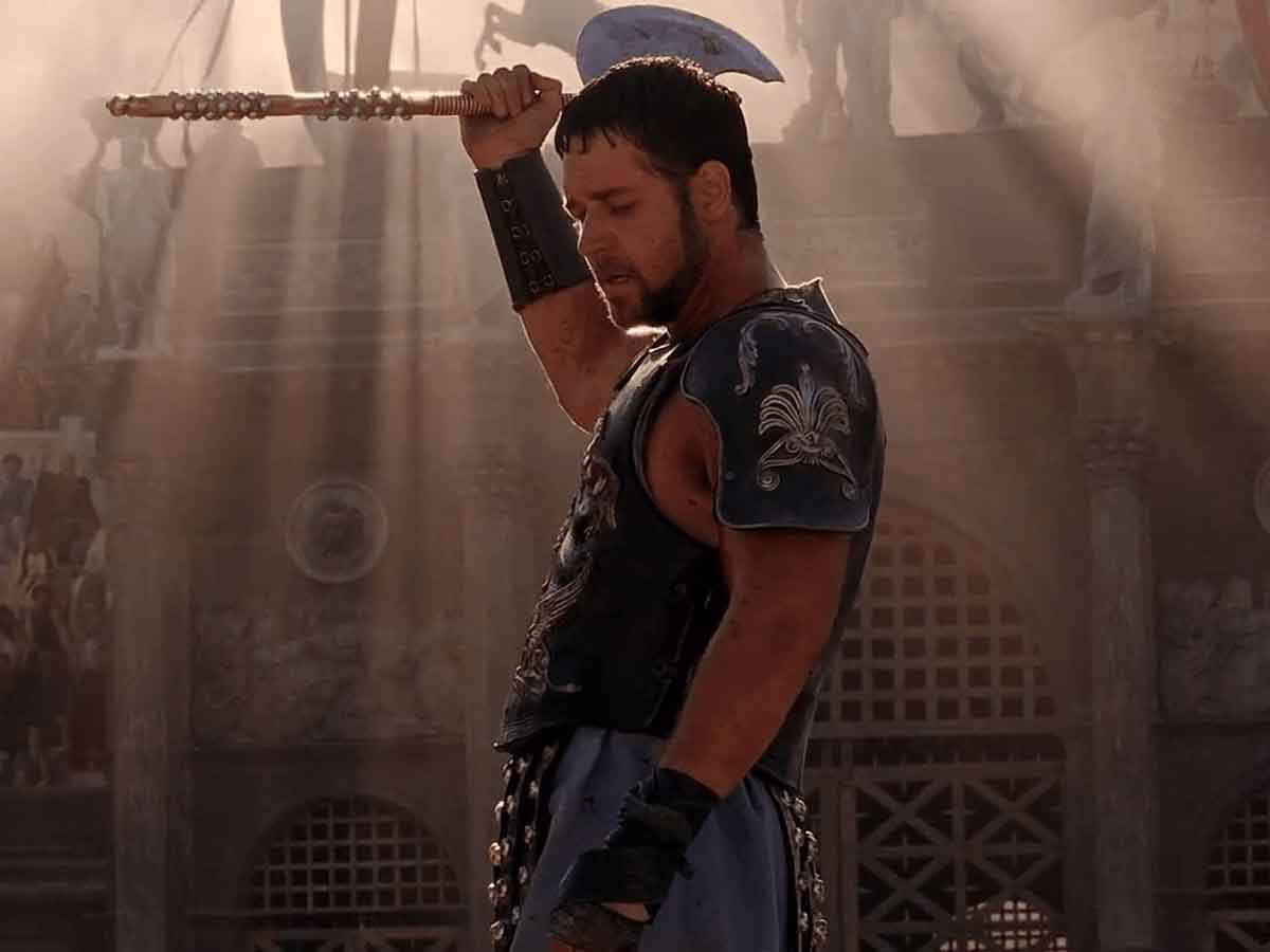 gladiator 2 russell crowe