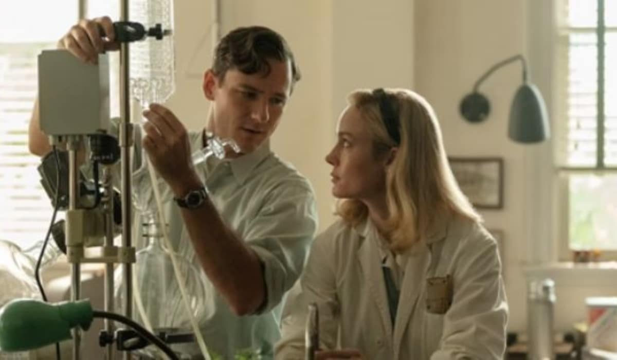 brie larson en lecciones de química