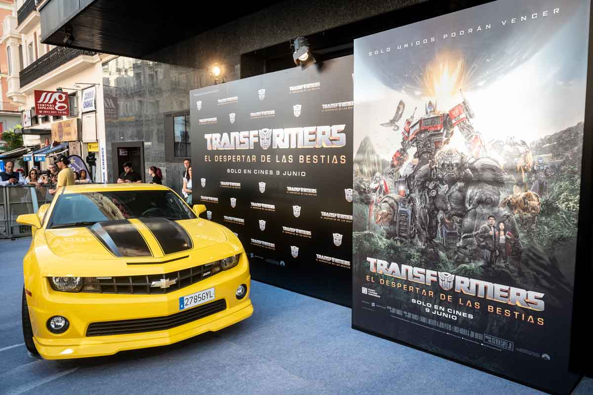 premiere en callao. transformers: el despertar de las bestias