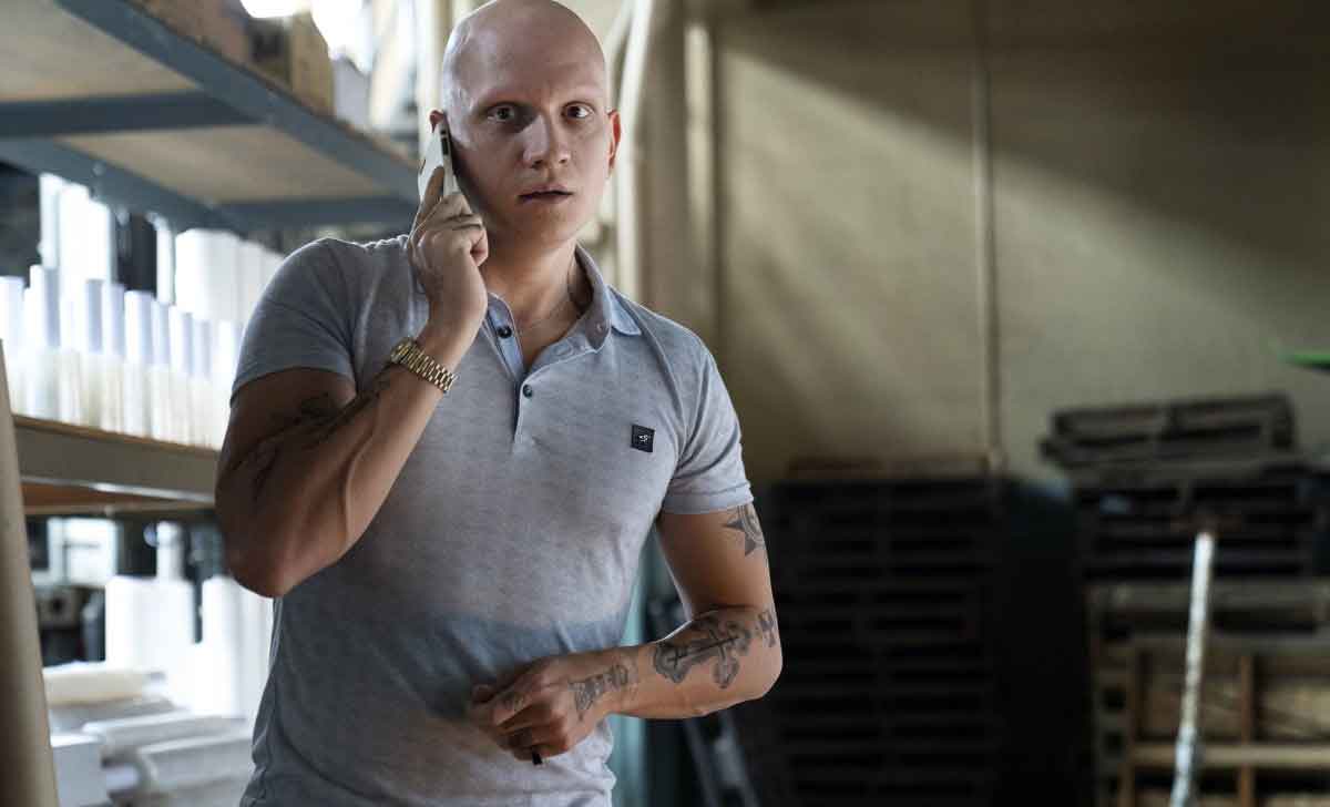 anthony carrigan en barry