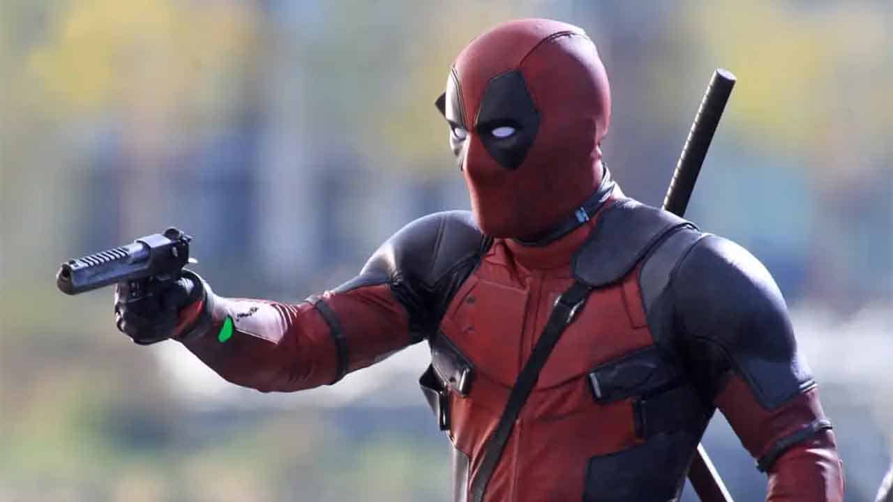 deadpool dándolo todo en su película