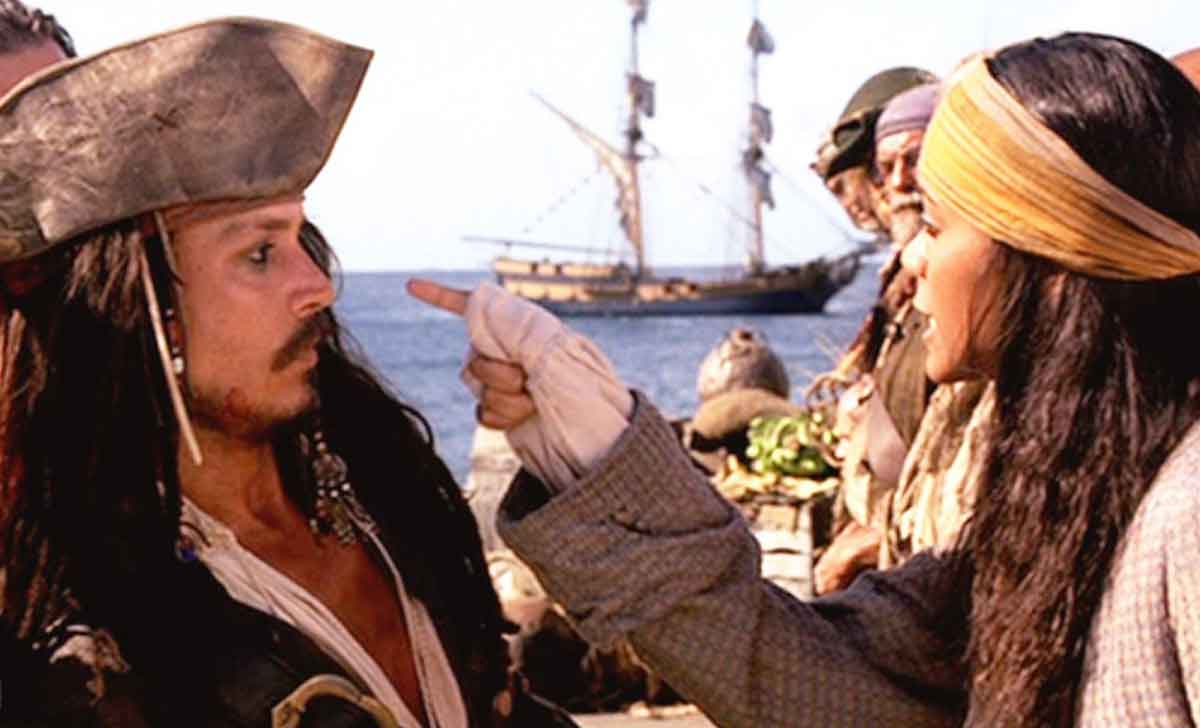 zoe saldana en piratas del caribe