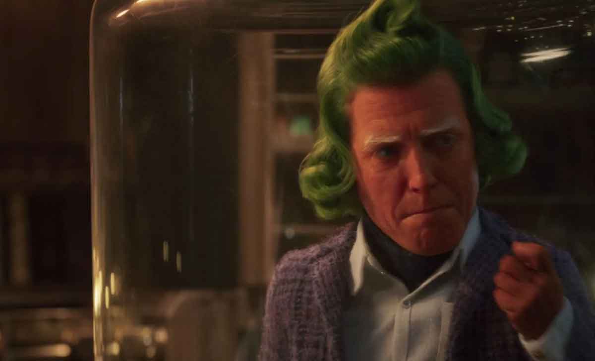 hugh grant como oompa-loompa