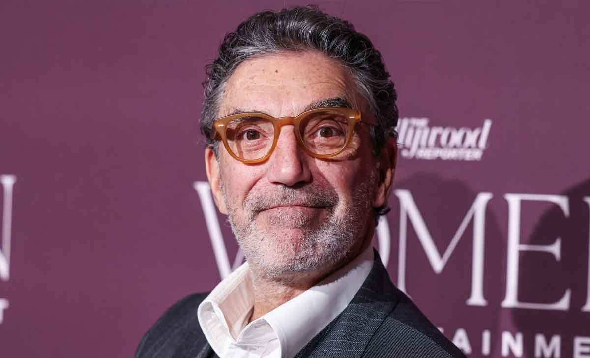 chuck lorre creador de dos hombres y medio
