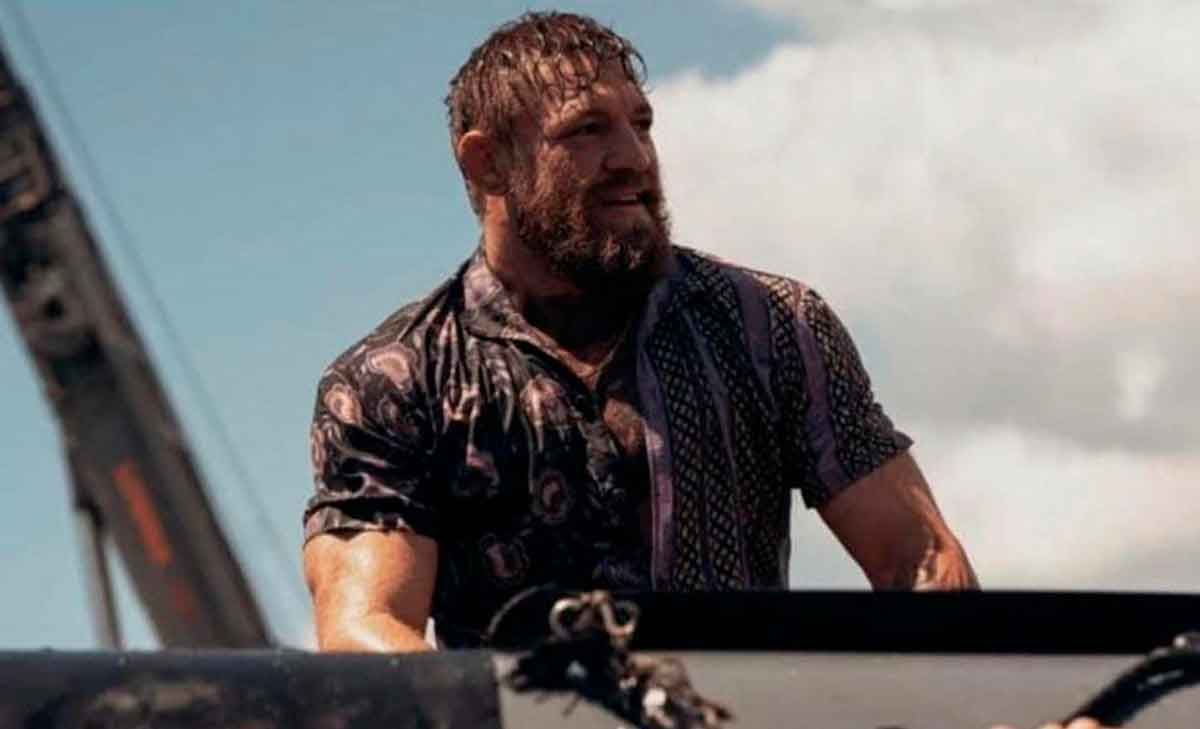 conor mcgregor road house