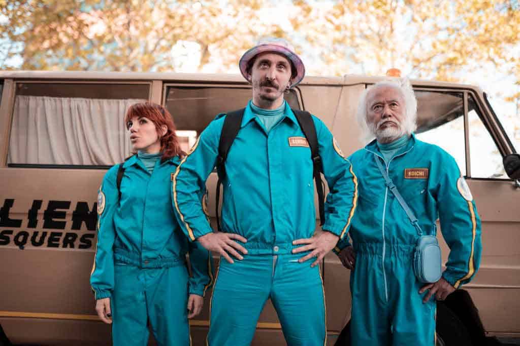 hay algo en el bosque